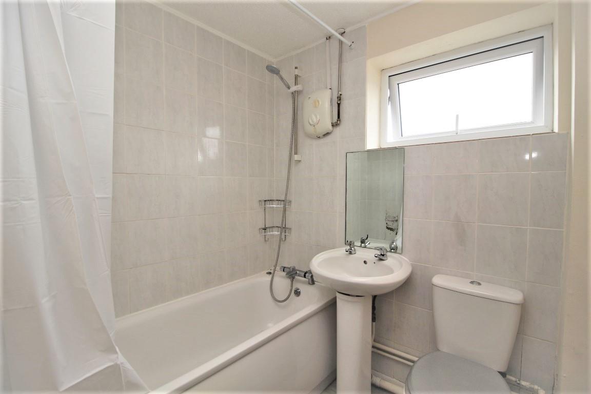 Riversdale Court, Reading